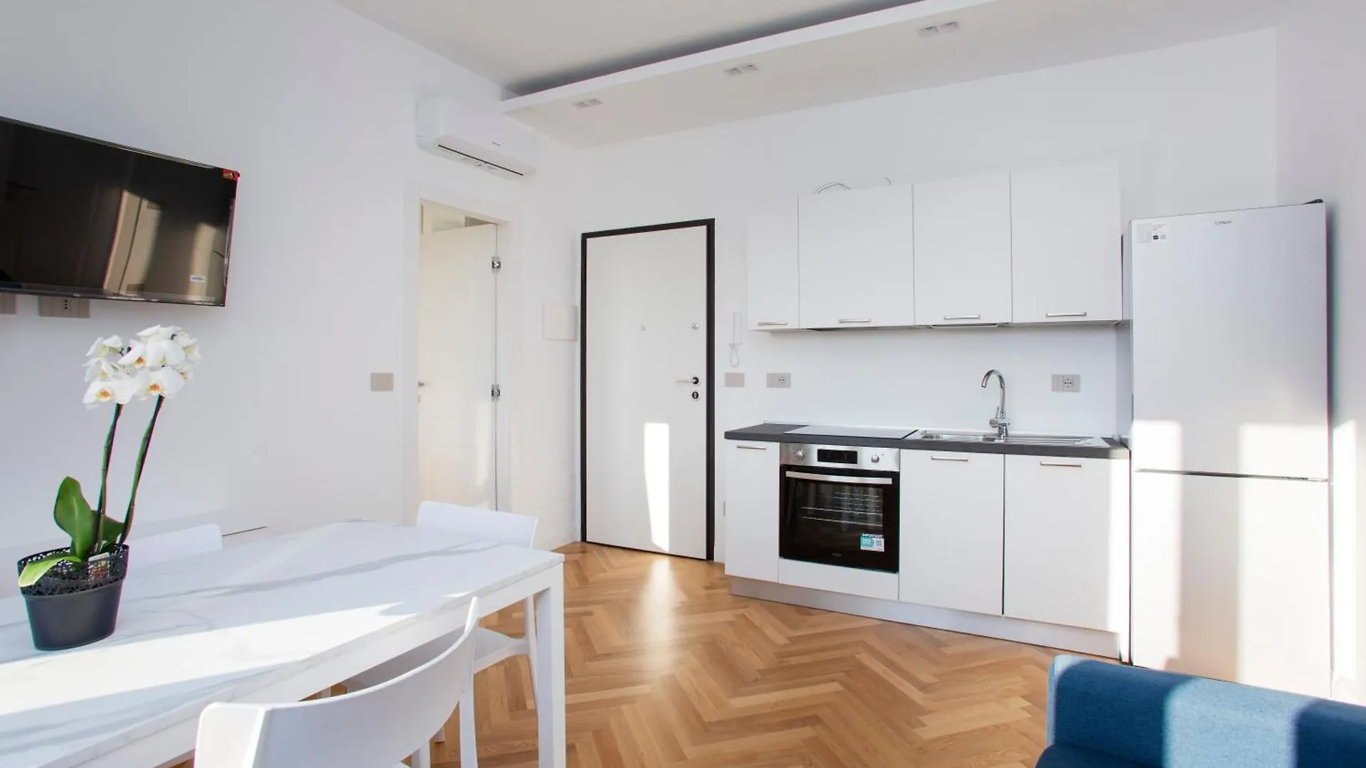 Apartment Fontana18 - Duomo Suites View Milan