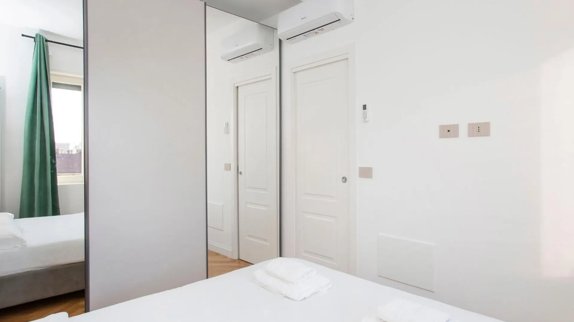 Apartment Fontana18 - Duomo Suites View Milan Italy